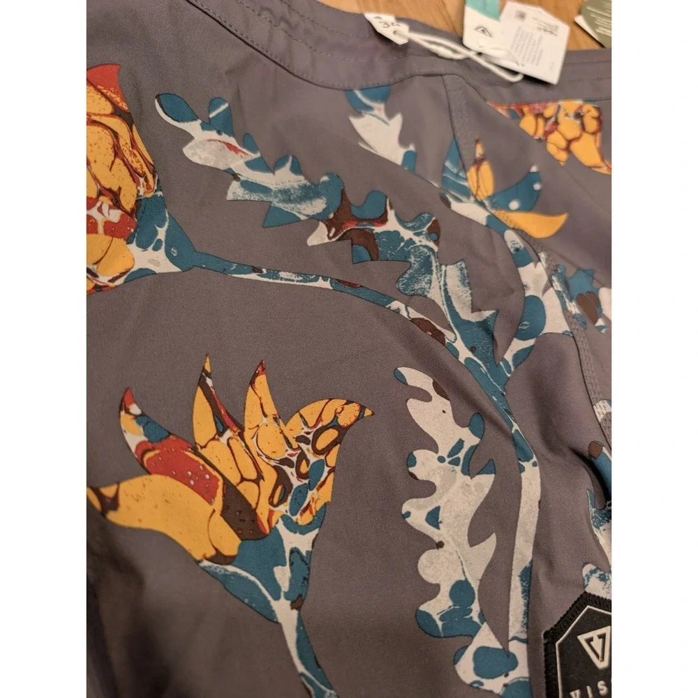 NEW Vissla Collab Gabe Schneider Floral 34 Board Surf Skater Beach Shorts 18.5